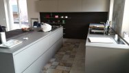 Montaggio dei mobili nuovi