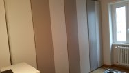 Montaggio dei mobili nuovi