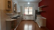 Montaggio dei mobili nuovi