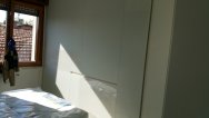 Montaggio dei mobili nuovi
