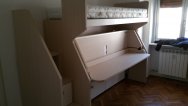 Montaggio dei mobili nuovi