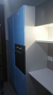 Montaggio dei mobili nuovi