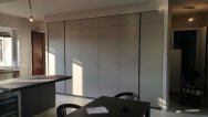 Montaggio dei mobili nuovi